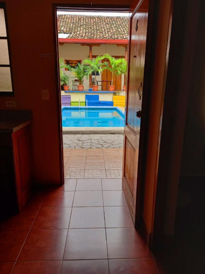 Hostal Don Gato Гранада Экстерьер фото